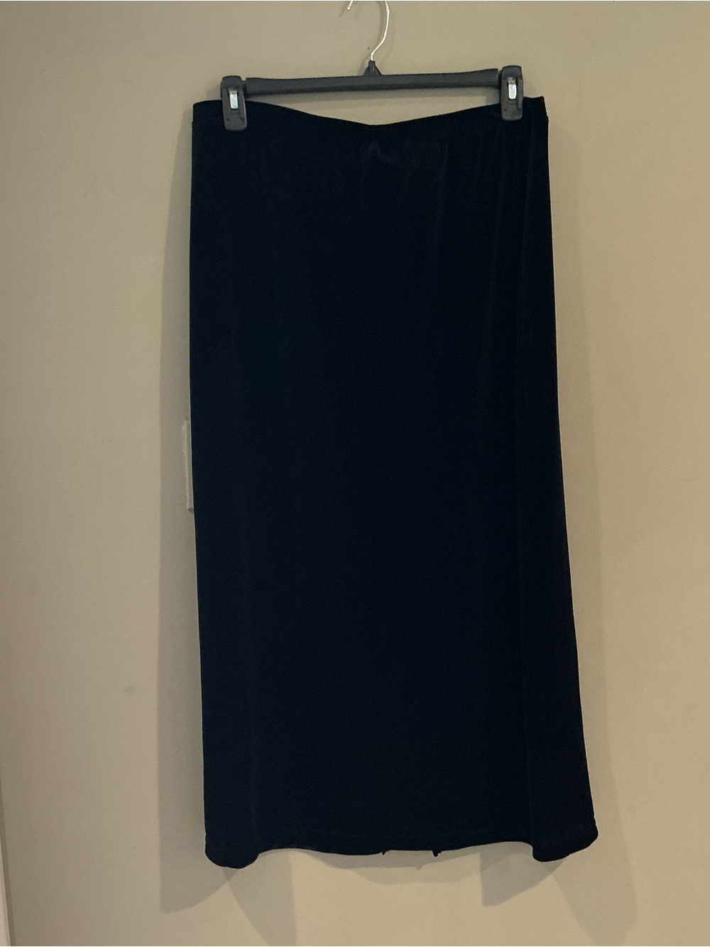 Fashion Bug Woman 18/20 Black Velvet Stretch Maxi Skirt Back Slit